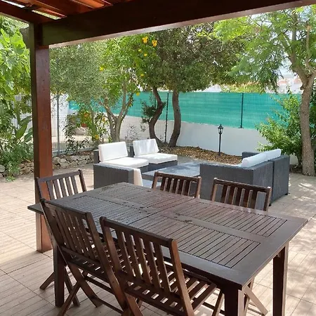 Moradia A 5 Minutos Da * البوفيرا